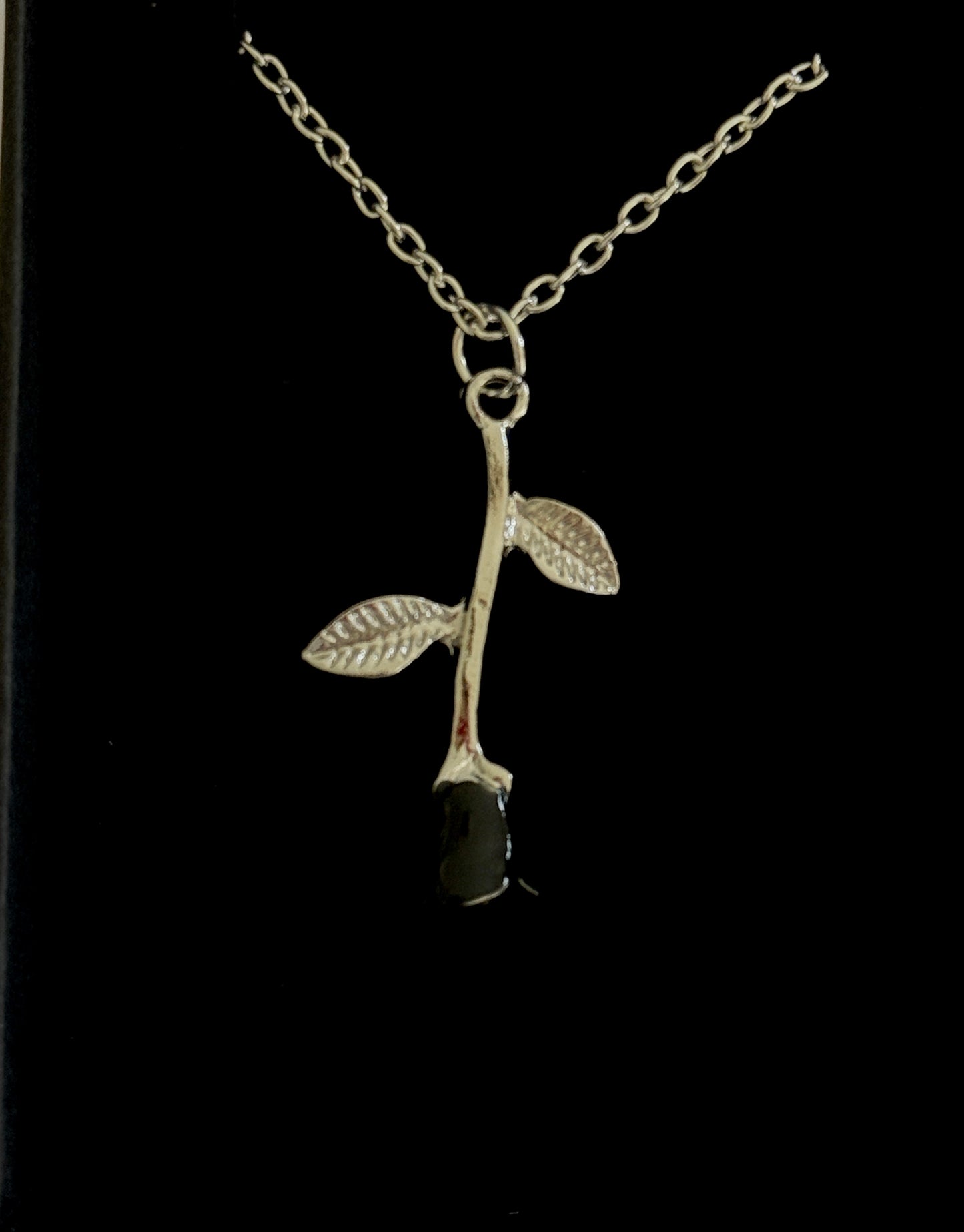 Black Sean Rose Limited Necklace