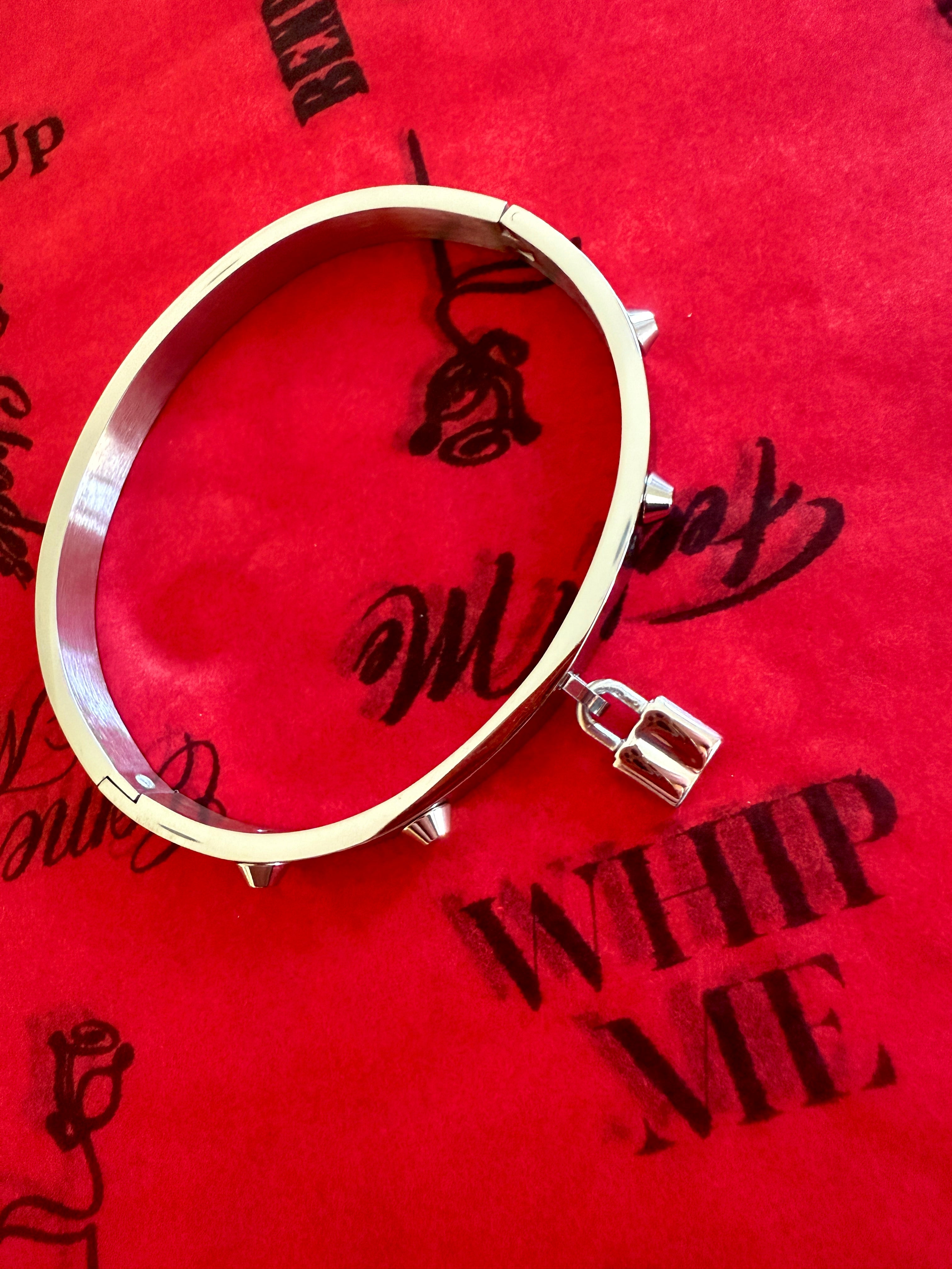 Cuff & Lock Bracelet New Edition