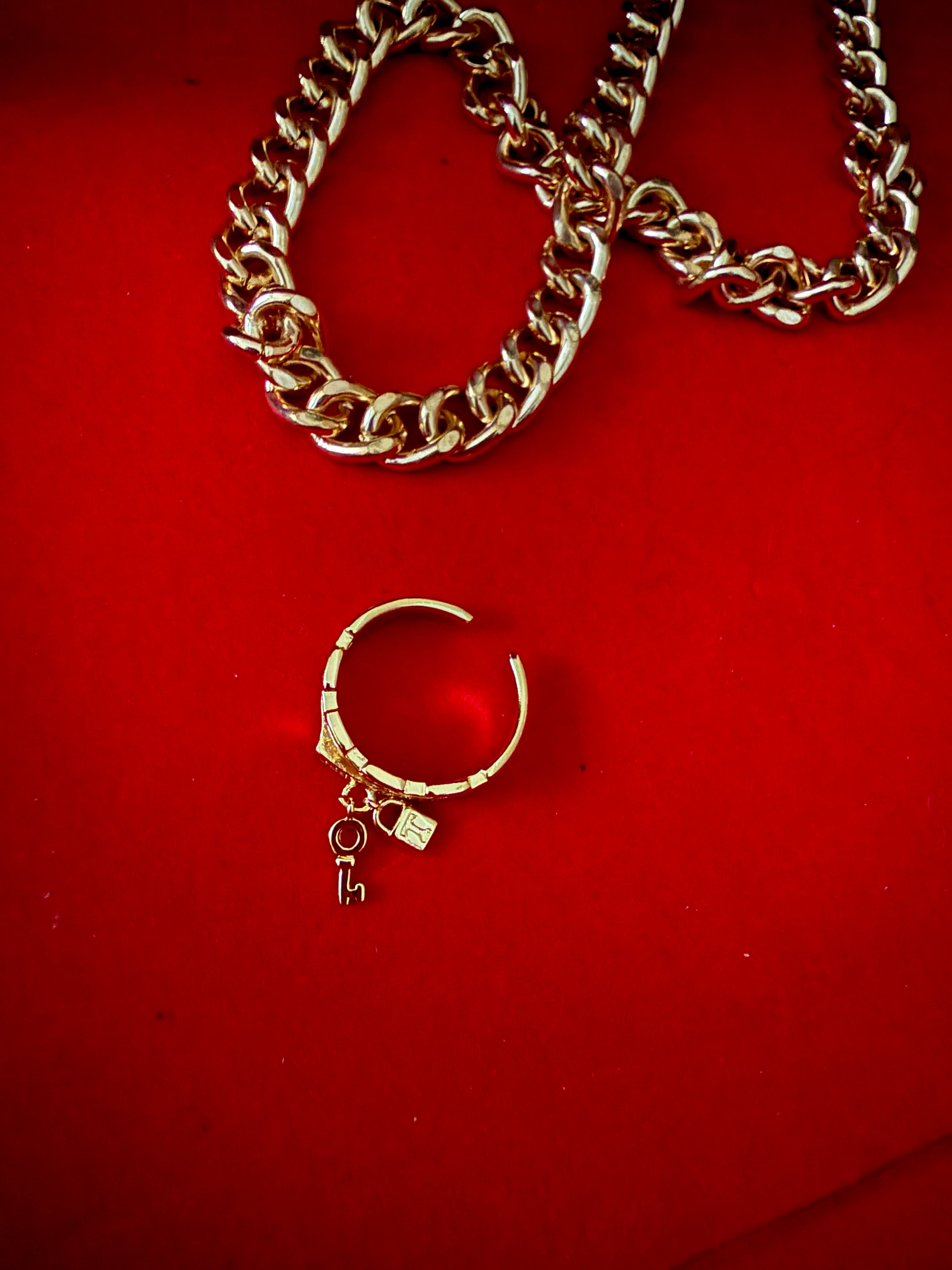 Gold Lock Ring