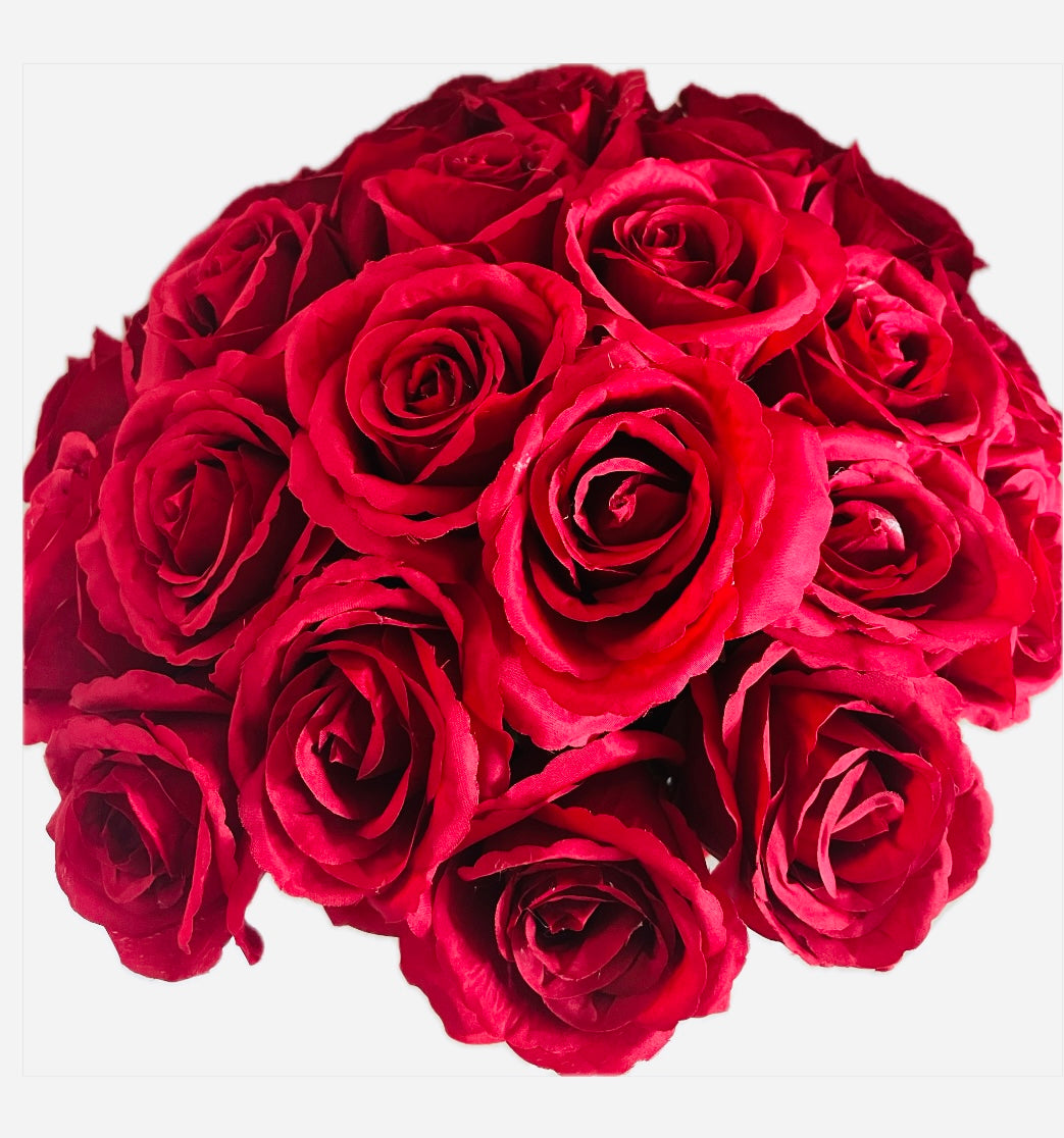24 Red Roses Set